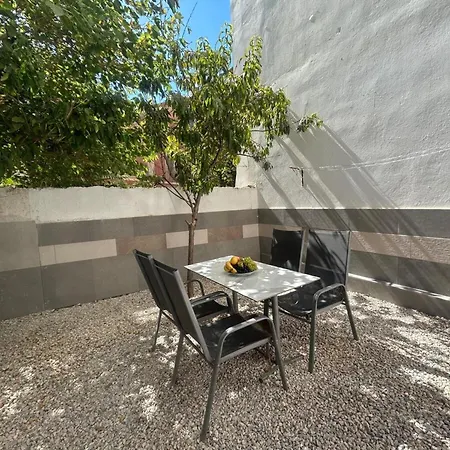 Апартаменти Nikolas Seaview Chania Ханья (Крит)